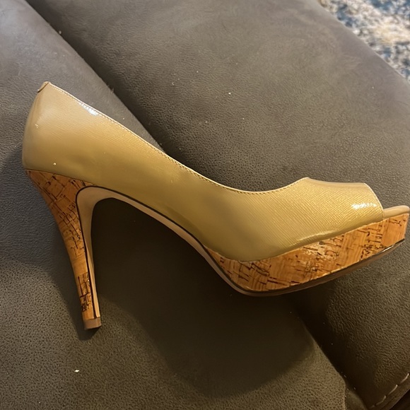 Antonio Melani open toed heels 9.5 - Picture 5 of 9